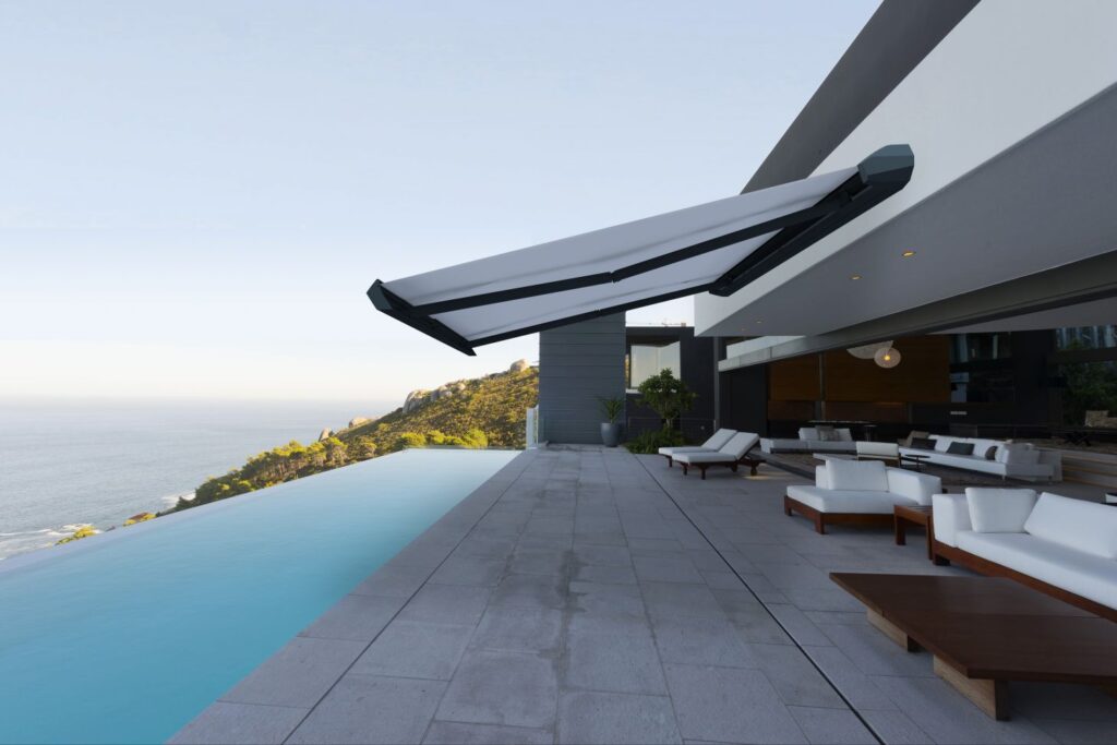 Photo d'un store banne